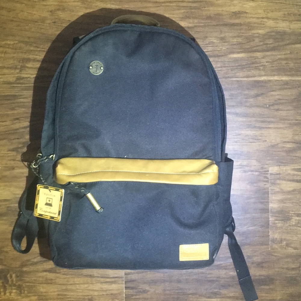 Focused Space backpack